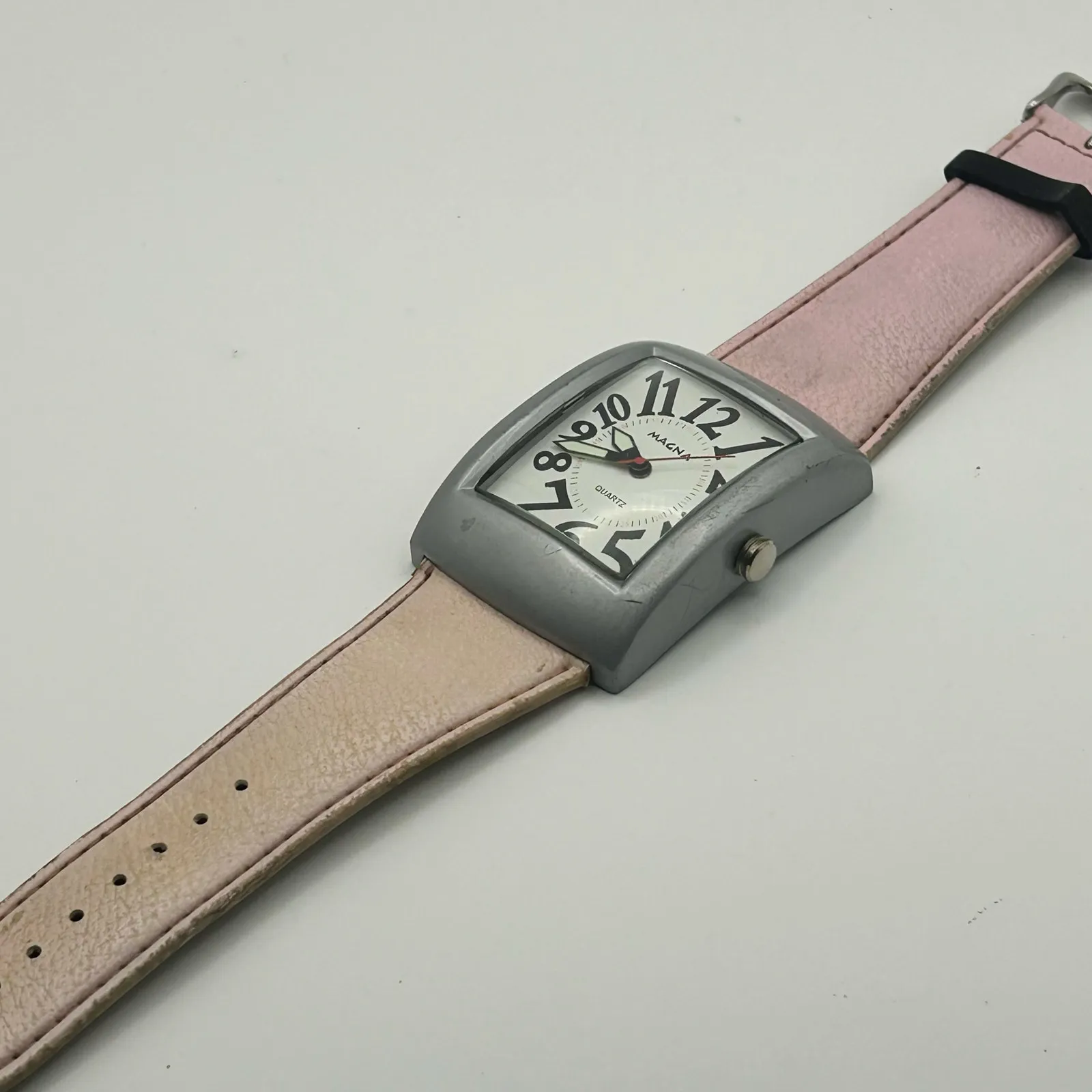 Magna Pink Leather Stainless Steel Women’s Fashion Watch - Image 5