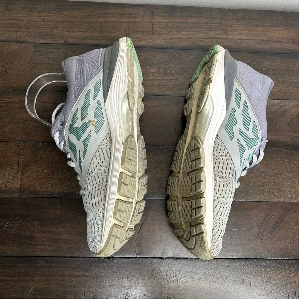 ASICS Women's Gray Running Shoes 8 - Image 3