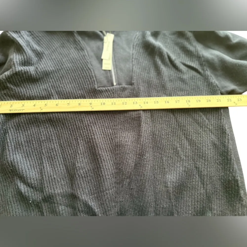 Tahari Women's 1X Navy‎ Blue Ribbed Funnel Neck Half-Zip Pullover Sweater - Image 9