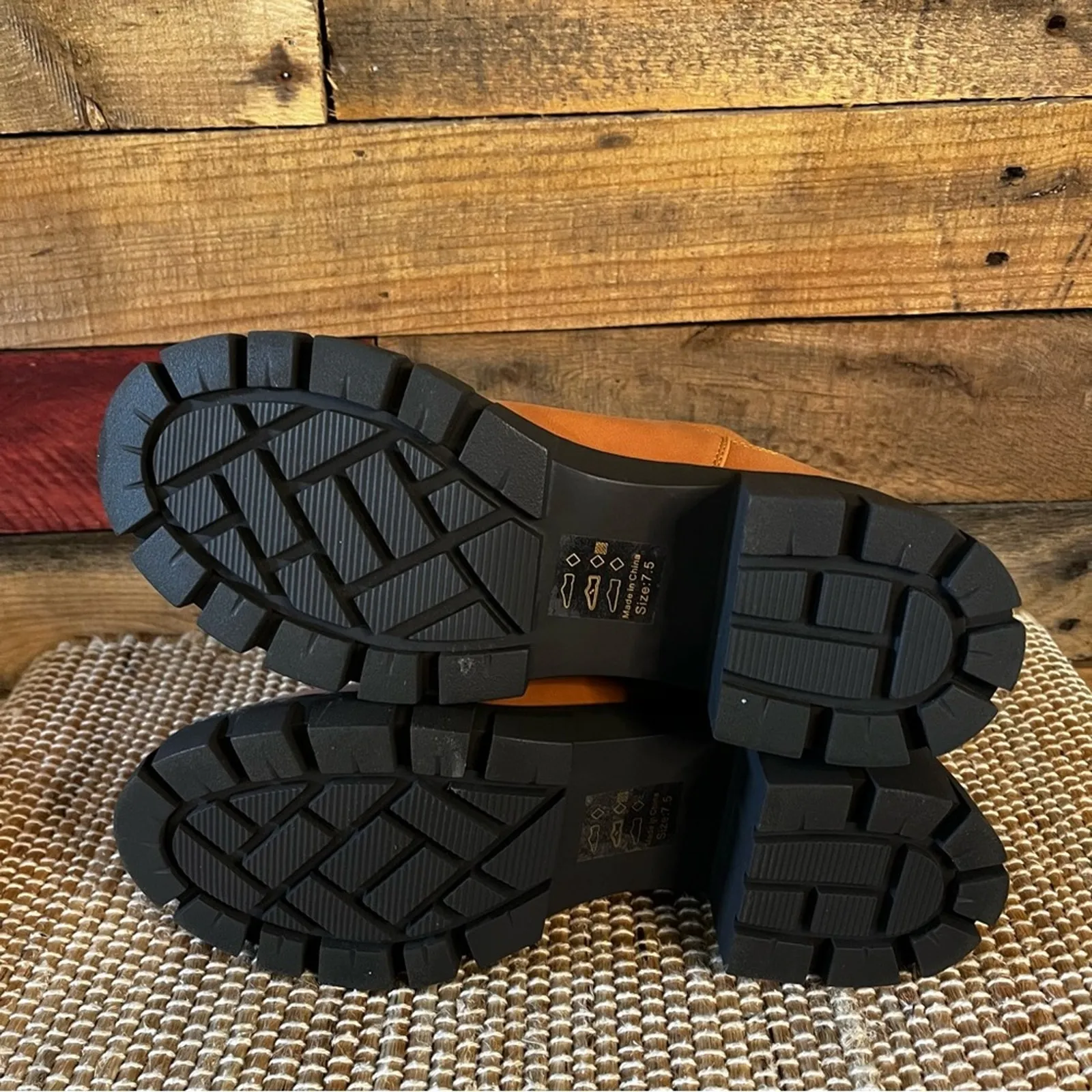 Shoe Republic LA Brown Platform Boots Size‎ 7.5 - Image 7