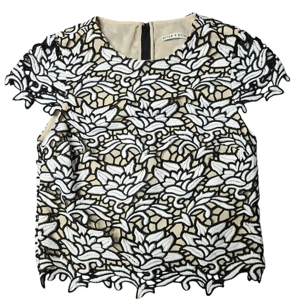 Alice + Olivia Embroidered Black & White Short Sleeve Top - Image 2