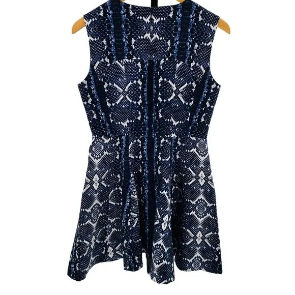 Nanette Lepore Size 10 Love Bites Snake Print Dress‎ Blue Black Fit and Flare - Image 7