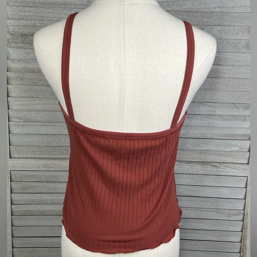OLD NAVY Cropped Tank Top Ribbed
Lettuce Hem Rust-Medium - Image 2