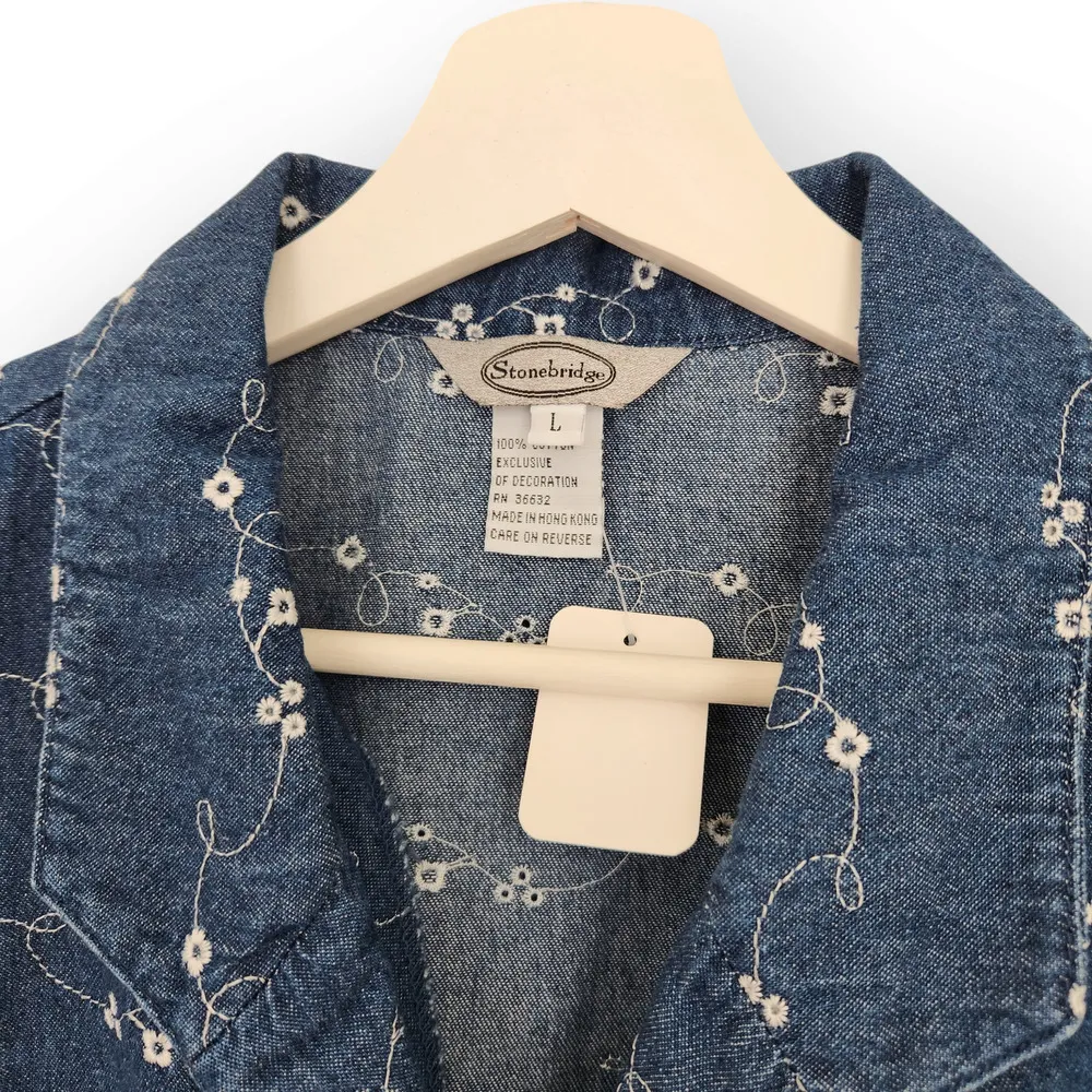 Vintage Stonebridge Jean Denim Eyelet Button Down Sleeveless Top M - Image 2