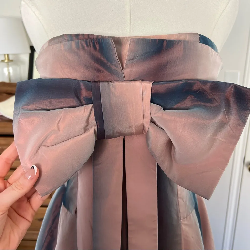 Betsy Johnson Evenings Vintage Y2K Metallic Bow Corset
Strapless Dress - Image 2