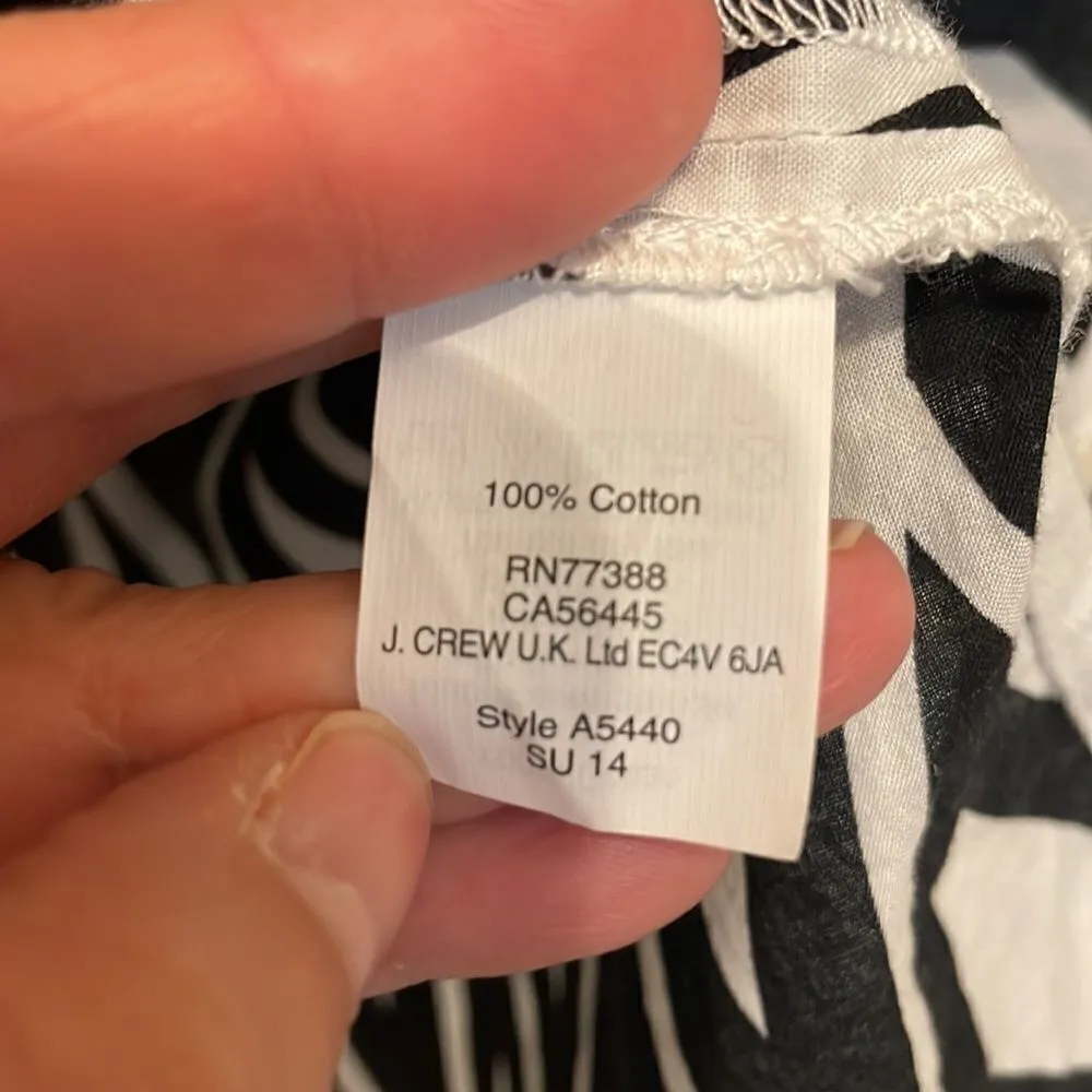 ✨J Crew Factory Black & White Diamond Print Tunic Top Size M - Image 3