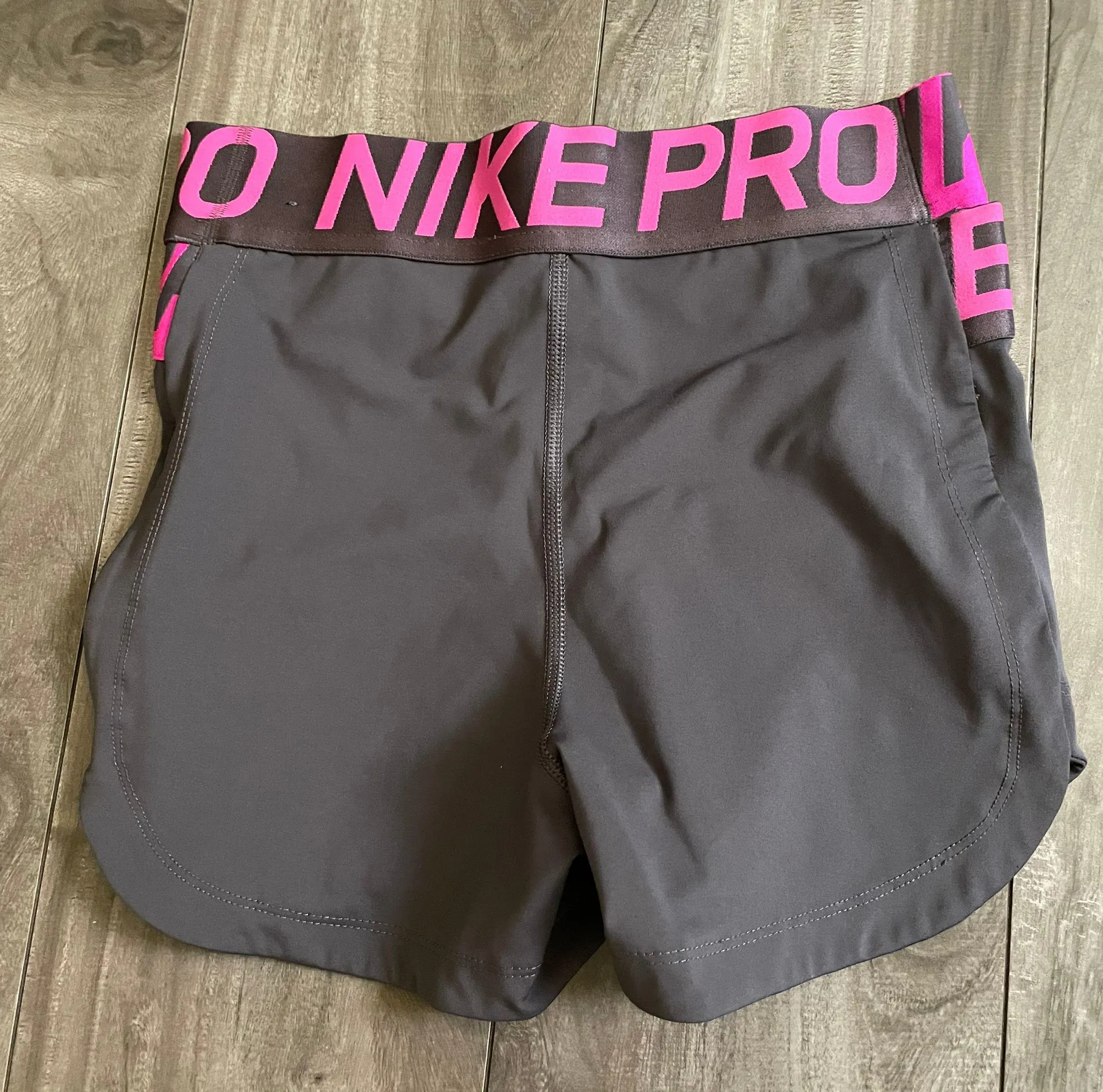 Nike Pro Intertwist Shorts - Image 2