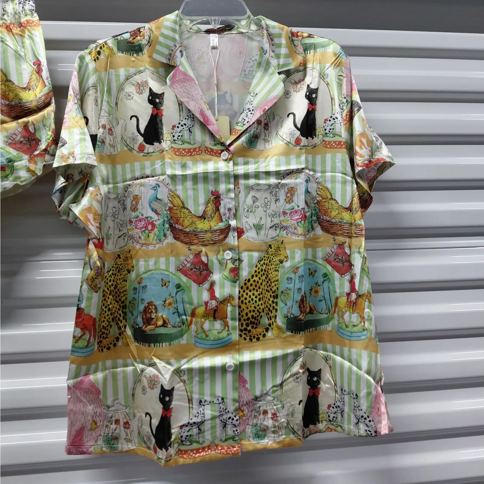 Womens Satin Pajama Set Size Large Whimsical Animal Print Cottagecore Sleepwear - Image 4