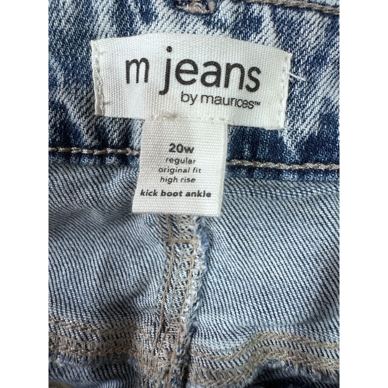 Maurices Kick Boot Ankle Jeans High Rise Button Fly Light Wash Raw Hem Women 20W - Image 8