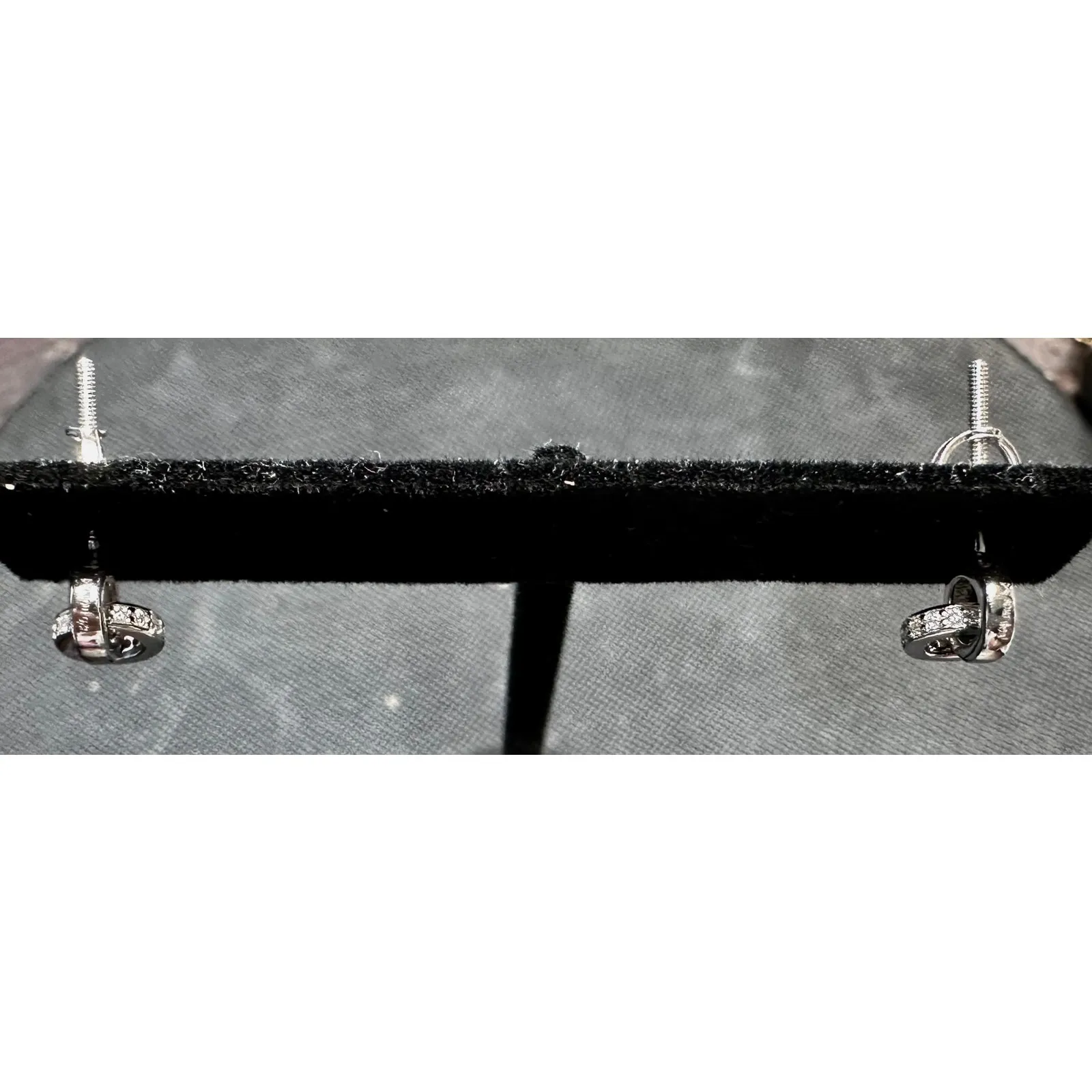 .925 Silver Moissanite Circle Drop Earrings - Image 16