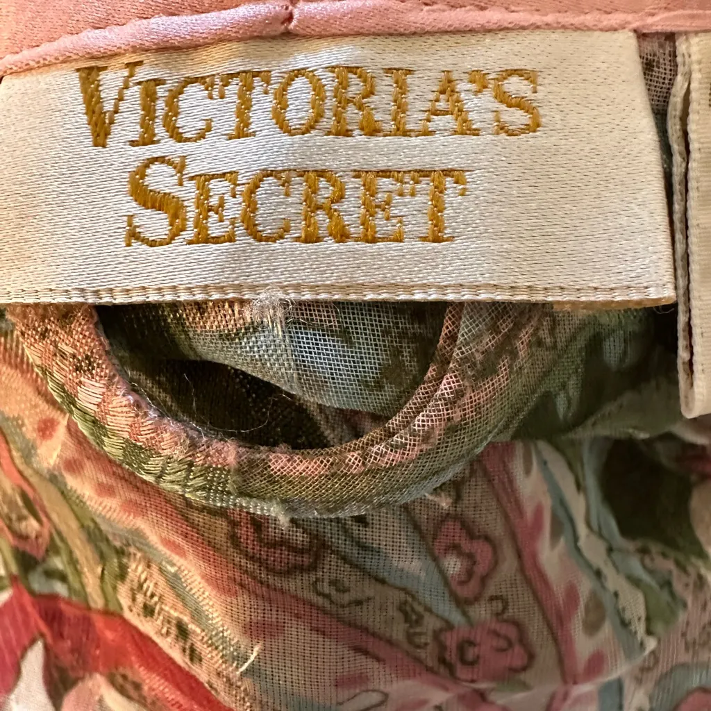 Vintage Gold Label Victoria’s Secret Floral Kimono Robe with Pink Trim - Image 7