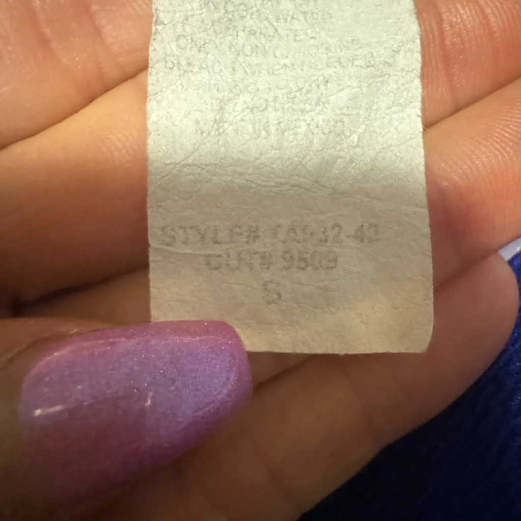 Blush  Royal Blue Crop Top - Image 4