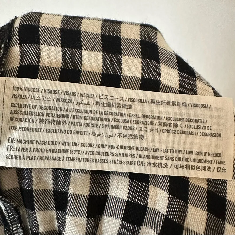 Hollister Women Mini Romper Gingham Checkered Black White Floral Lace Up size M - Image 8