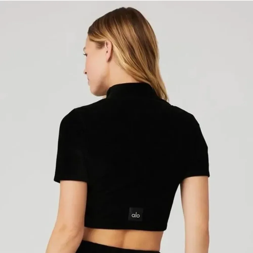 New Alo Yoga Micro Corduroy Winter Break Mock Neck - Image 6