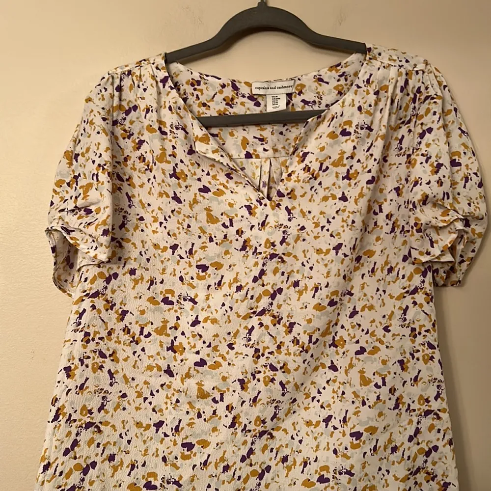 White Blouse with Yellow and Purple Splatter NWOT - Image 4