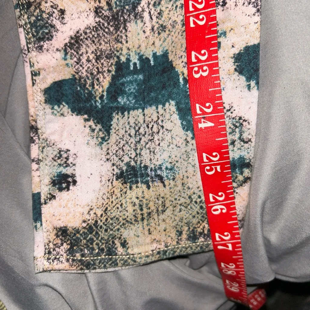 Madewell Skinny Skinny Ankle Snakeskin Print Pants size 25 - Image 8