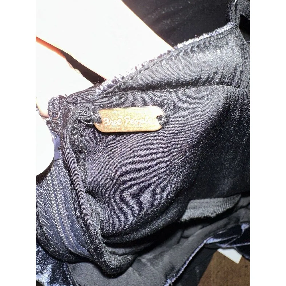 Free People Sylkie Romper Blue Velvet Top Black Shimmer Bottom Size 0‎ - Image 9