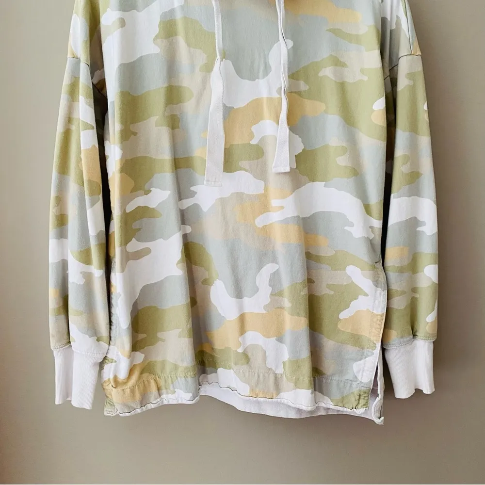 aerie Pullover Camo Hoodie Green Sz Small - Image 3