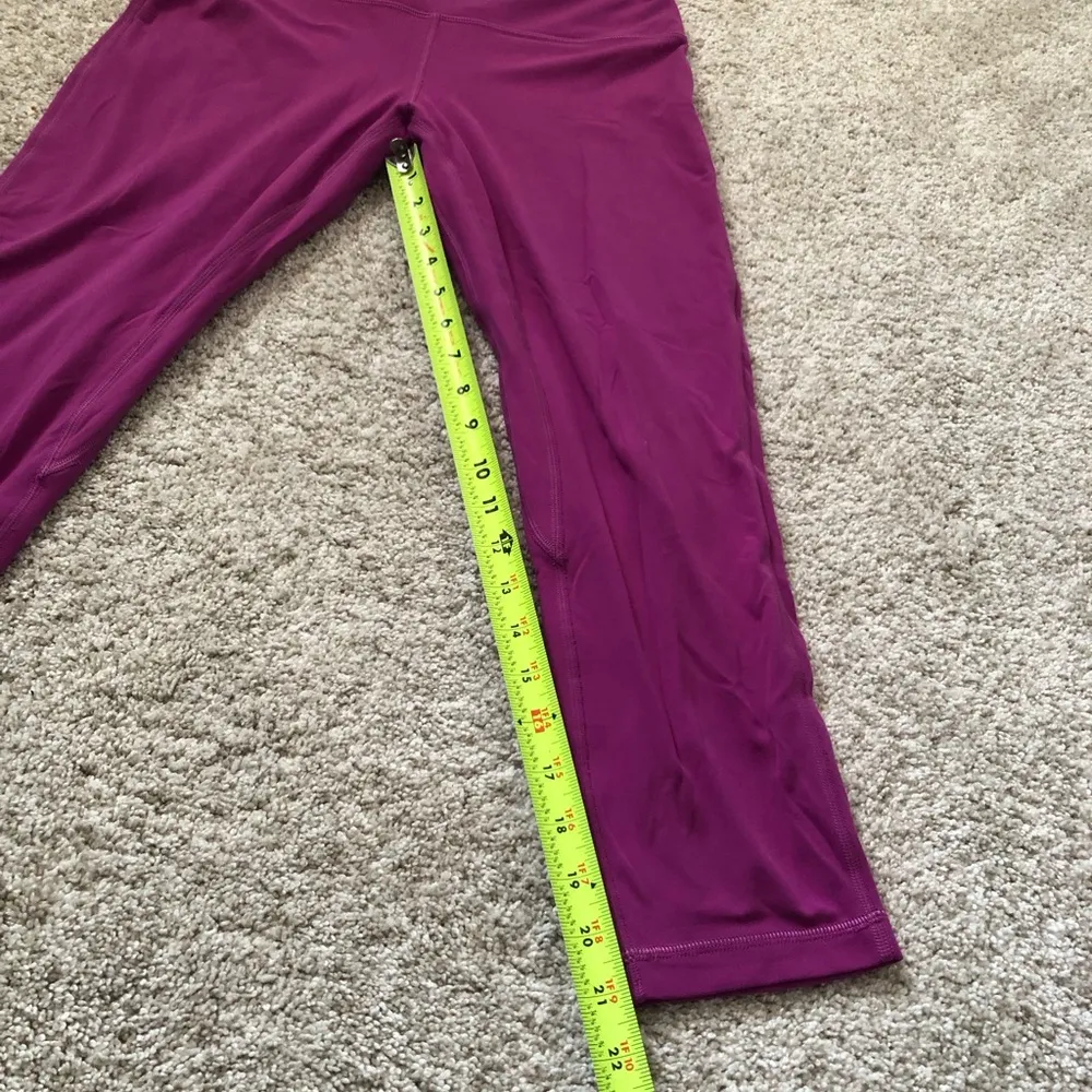 Lululemon athletic Crop Leggings inseam 21" Activewear yoga sports size … - Image 11