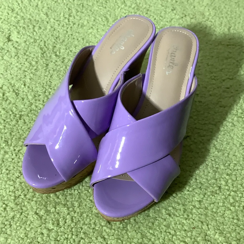Pretty slide in platform sandals 💜💜💜 - Image 4