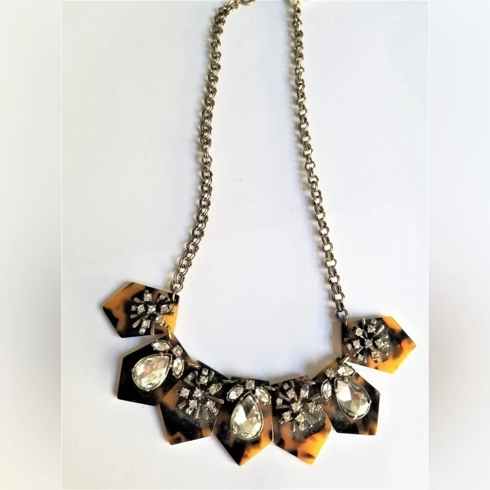 LOFT Faux Tortoise jeweled necklace with Rhinestones Antiqued Gold Tone Vintage - Image 6