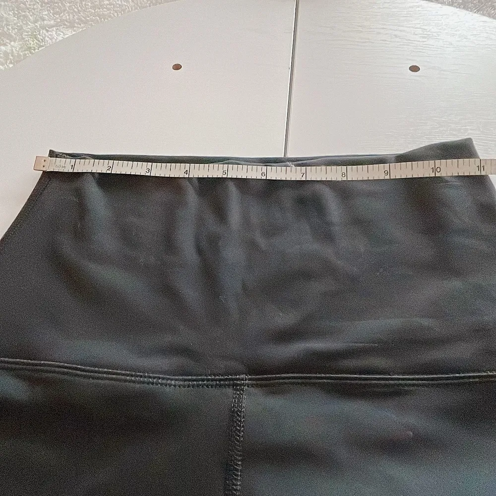 Yogalicious Lux Shorts (2 pack) small - Image 6