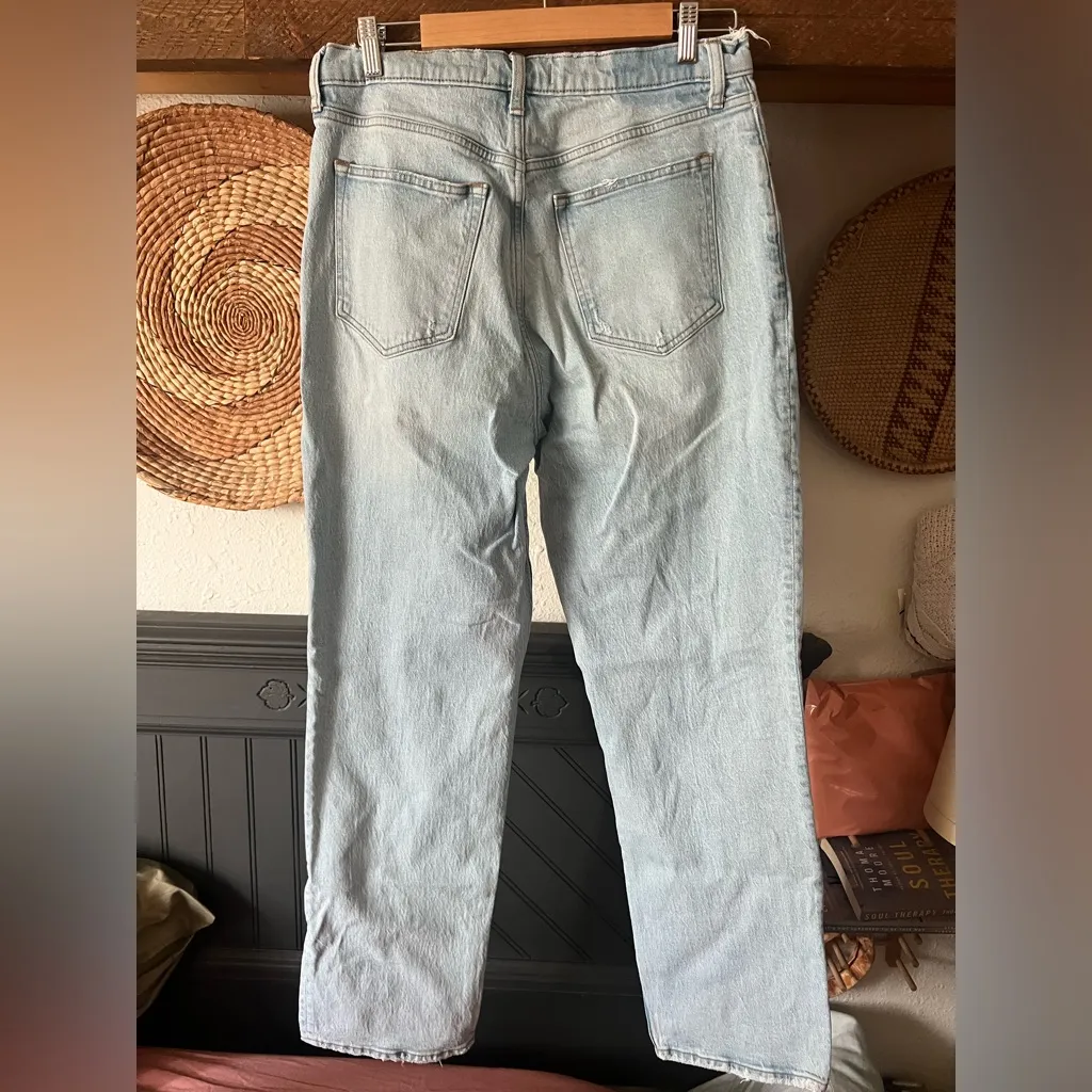 ABERCROMBIE & FITCH The 90s Straight Leg Ultra High Rise Seam Split Hem Jeans - Image 4