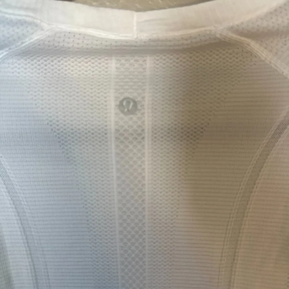 , long sleeve, hip length Swiftly, Size 4 - Image 5