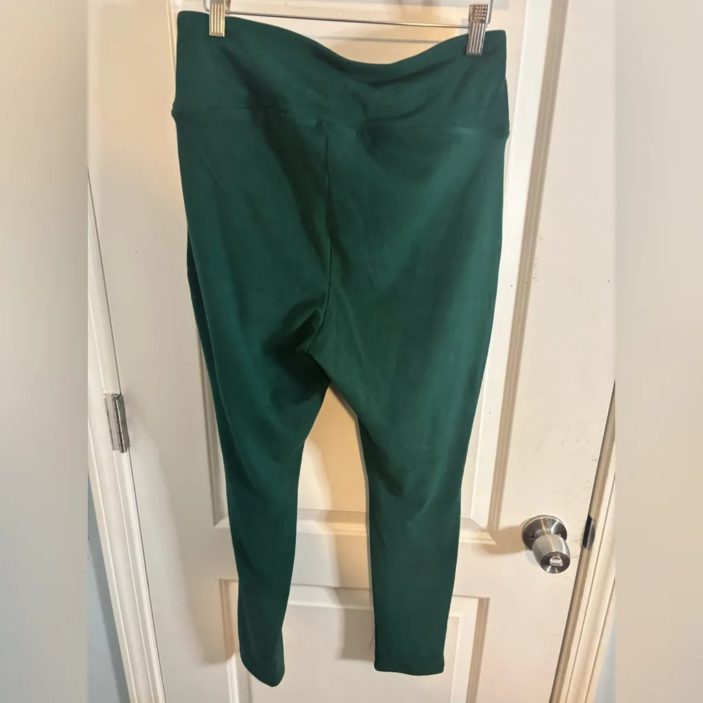 Torrid Green loungewear Pants size 1 L EUC - Image 3
