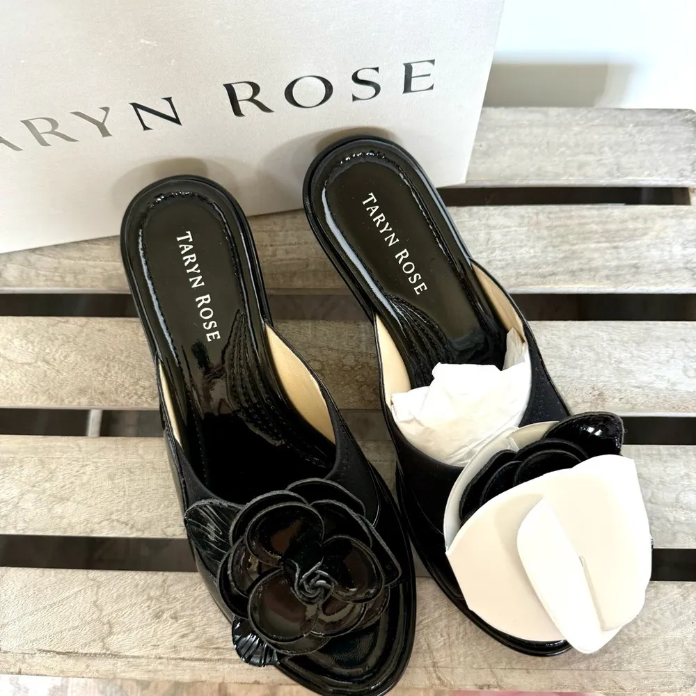 NEW Taryn Rose TR-MEGAN Black Patent Leather Women's Wedge Slip On Shoes 8 1/2 M - Image 2