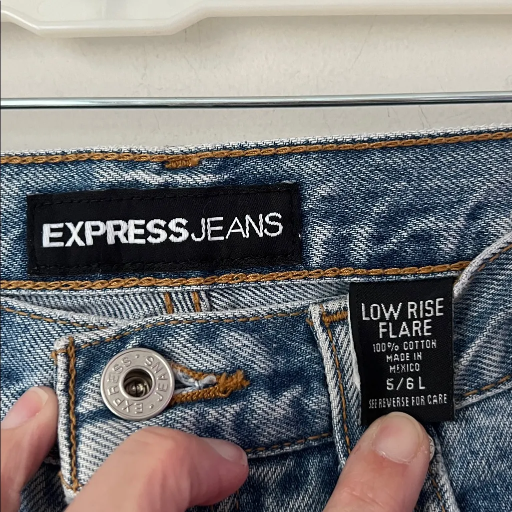 VTG Y2K Express Low Rise Flare Jeans Sz 5/6L 90s -00s Millennial Streetwear - Image 3