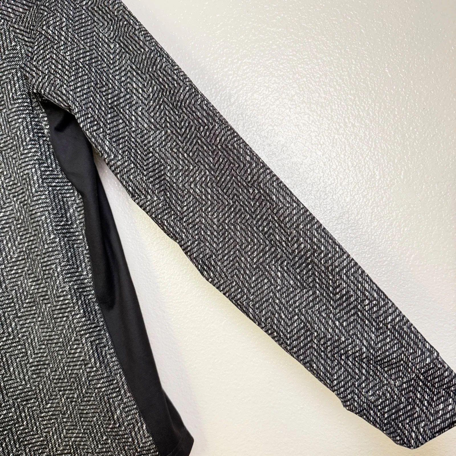 Waggle Golf Top Womens XS Black 1/4 Zip Long Sleeve Printed Stretch Outdoors - Image 4