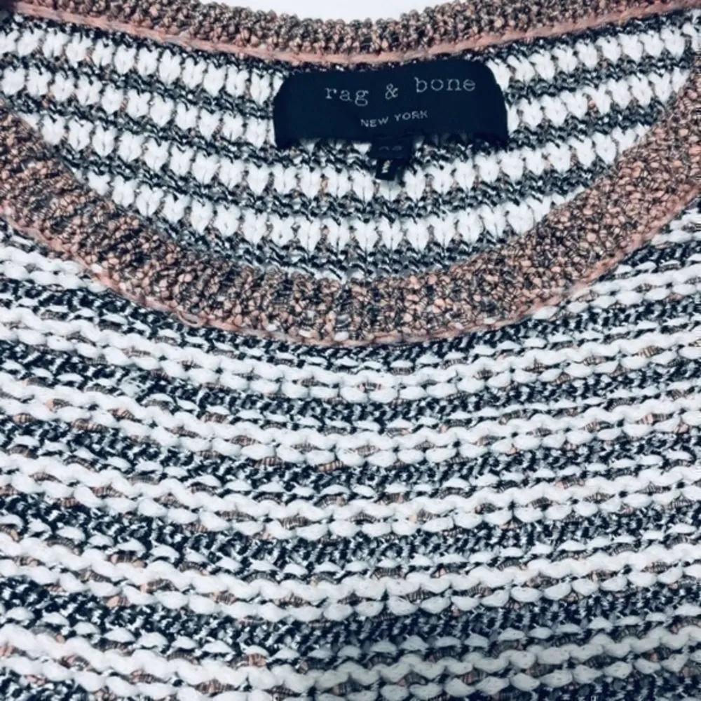 XS Rag & Bone sweater - Image 5