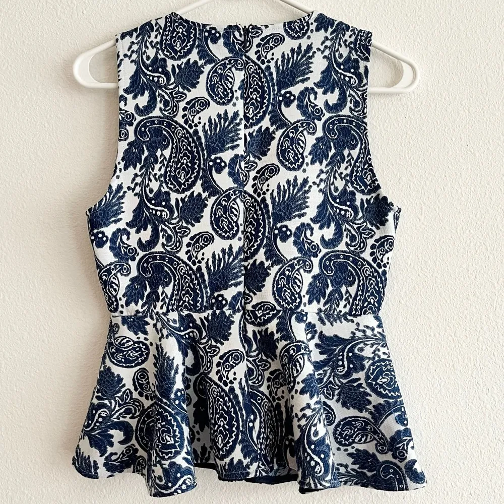 Zara Jacquard Textured White Blue Paisley Peplum Sleeveless Embroidered Top S - Image 6