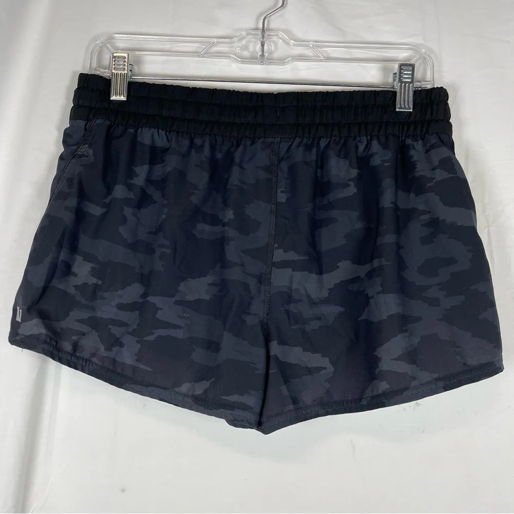 Vuori Clementine  Black Athletic Shorts Lightweight Performance Sz:S - Image 5