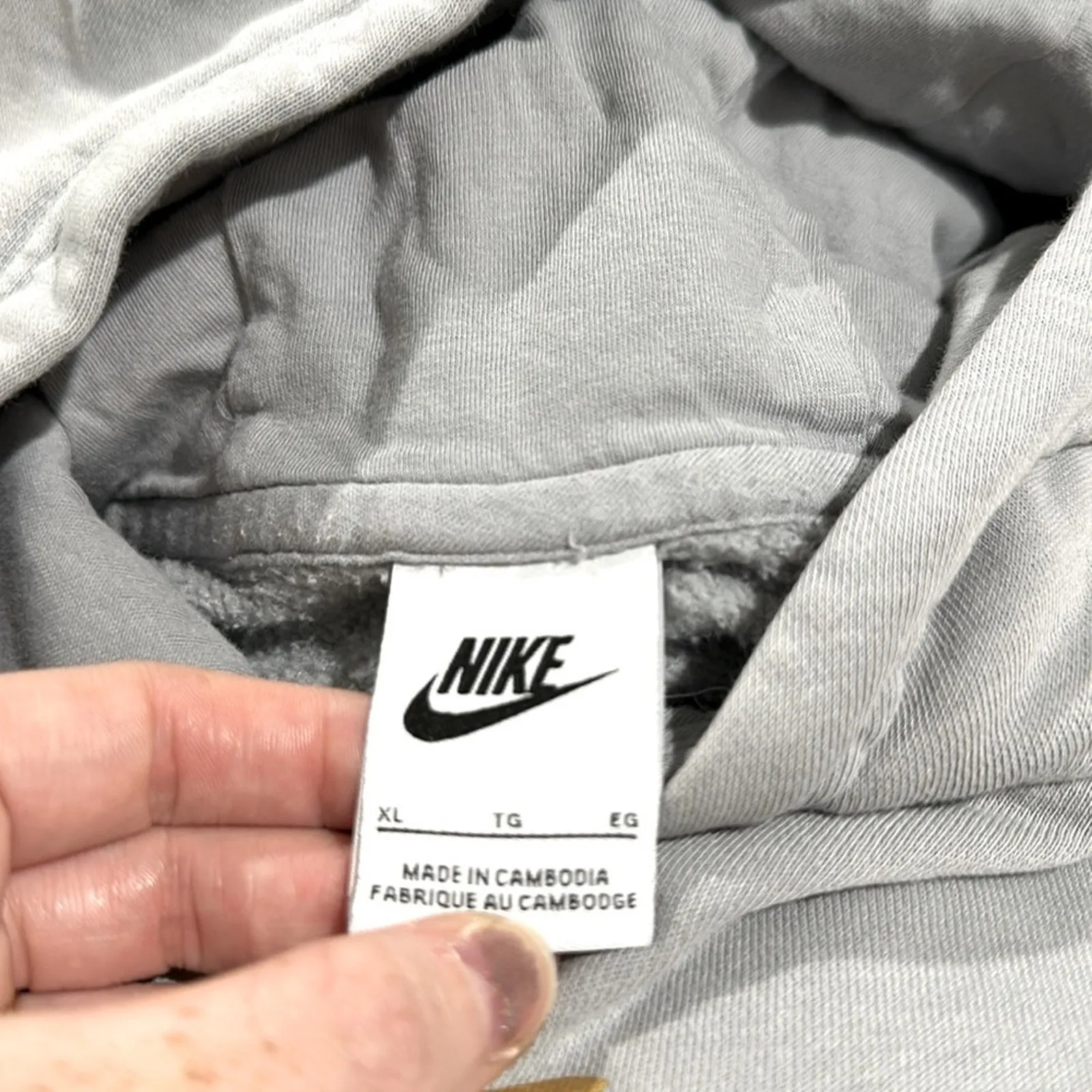 Nike Gray Hoodie Sweatshirt with Gold Script On Front - Image 5