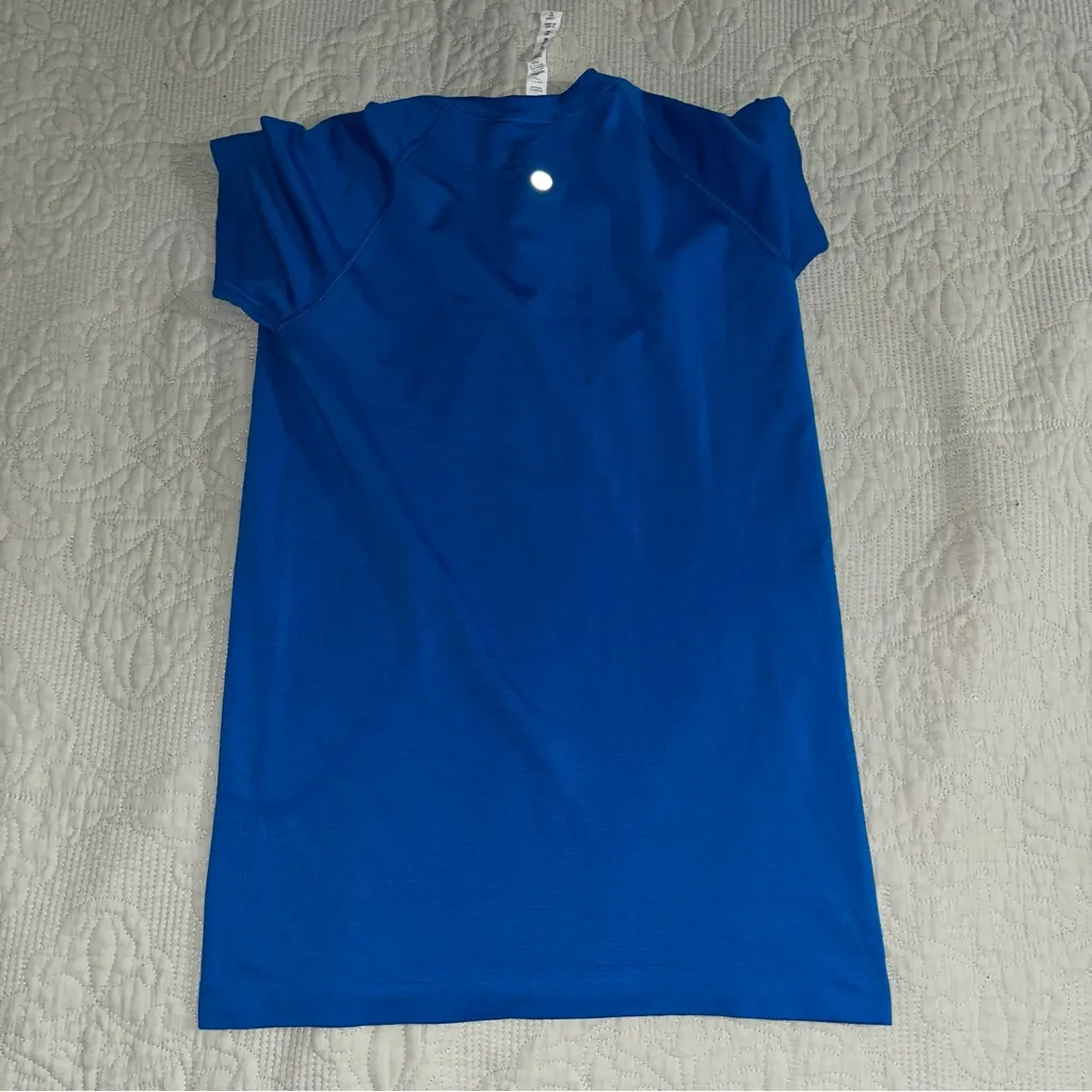 Lululemon Swiftly Tech Short Sleeve Cobalt blue size 8 - Image 3