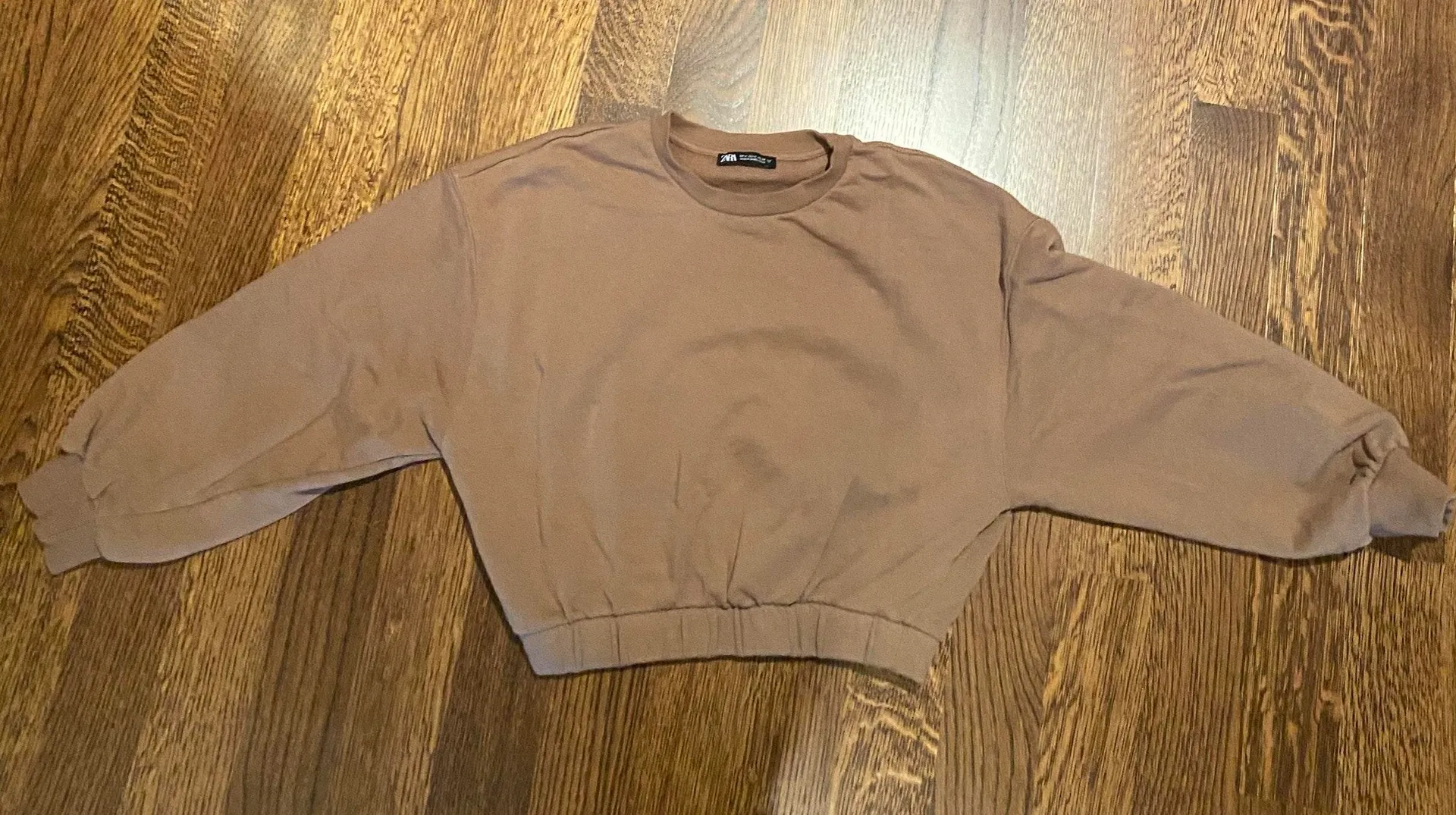 ZARA Lounge Set - Image 4