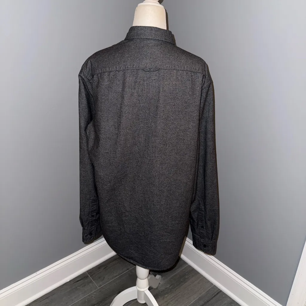 VINCE long sleeve button down size medium - Image 2