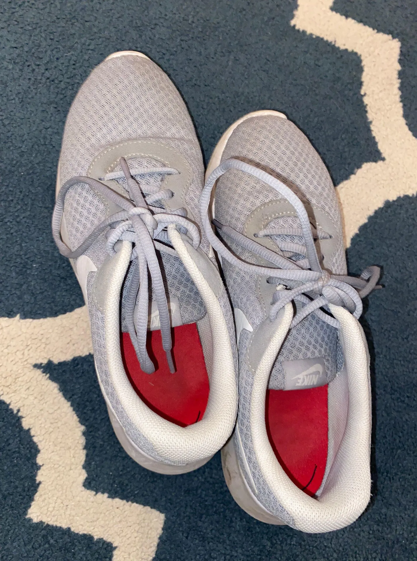 Nike Tanjun Tennis Shoes - Image 2