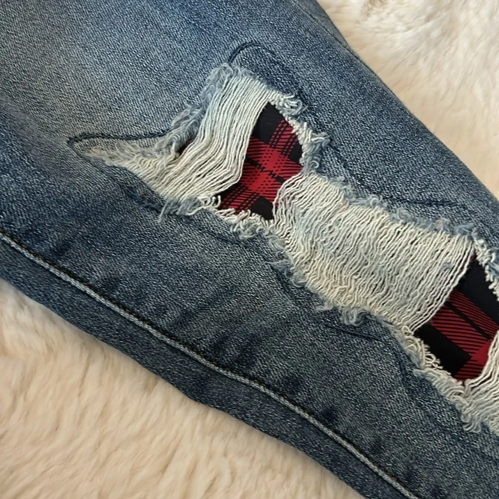 Judy Blue Buffao Plaid Distressed Skinny Jeans - Image 8