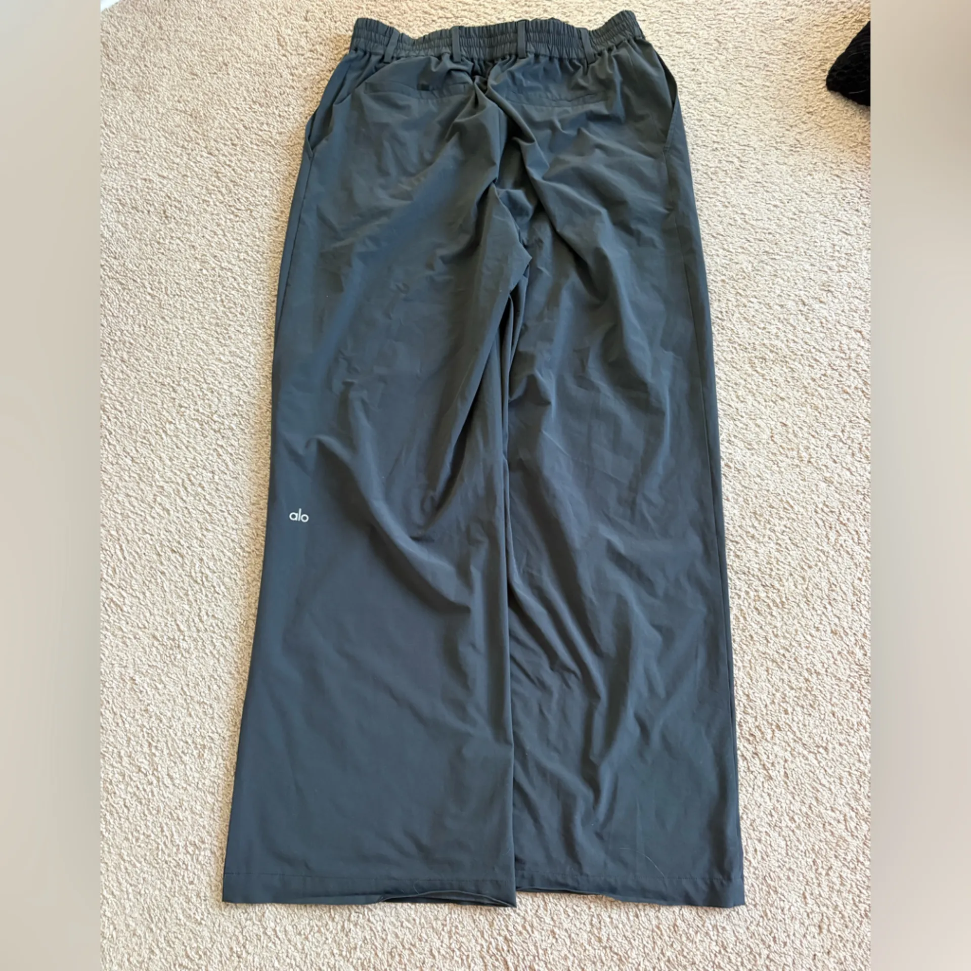 ALO Yoga Women's Grey Pursuit high waist Straight-Leg Pants - Image 6