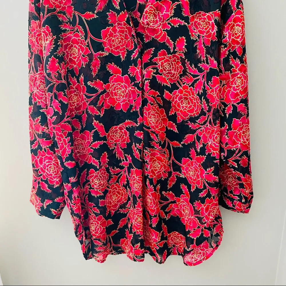 Victoria's Secret Gold Label Floral Print Popover Night Top Red/Black Sz… - Image 3