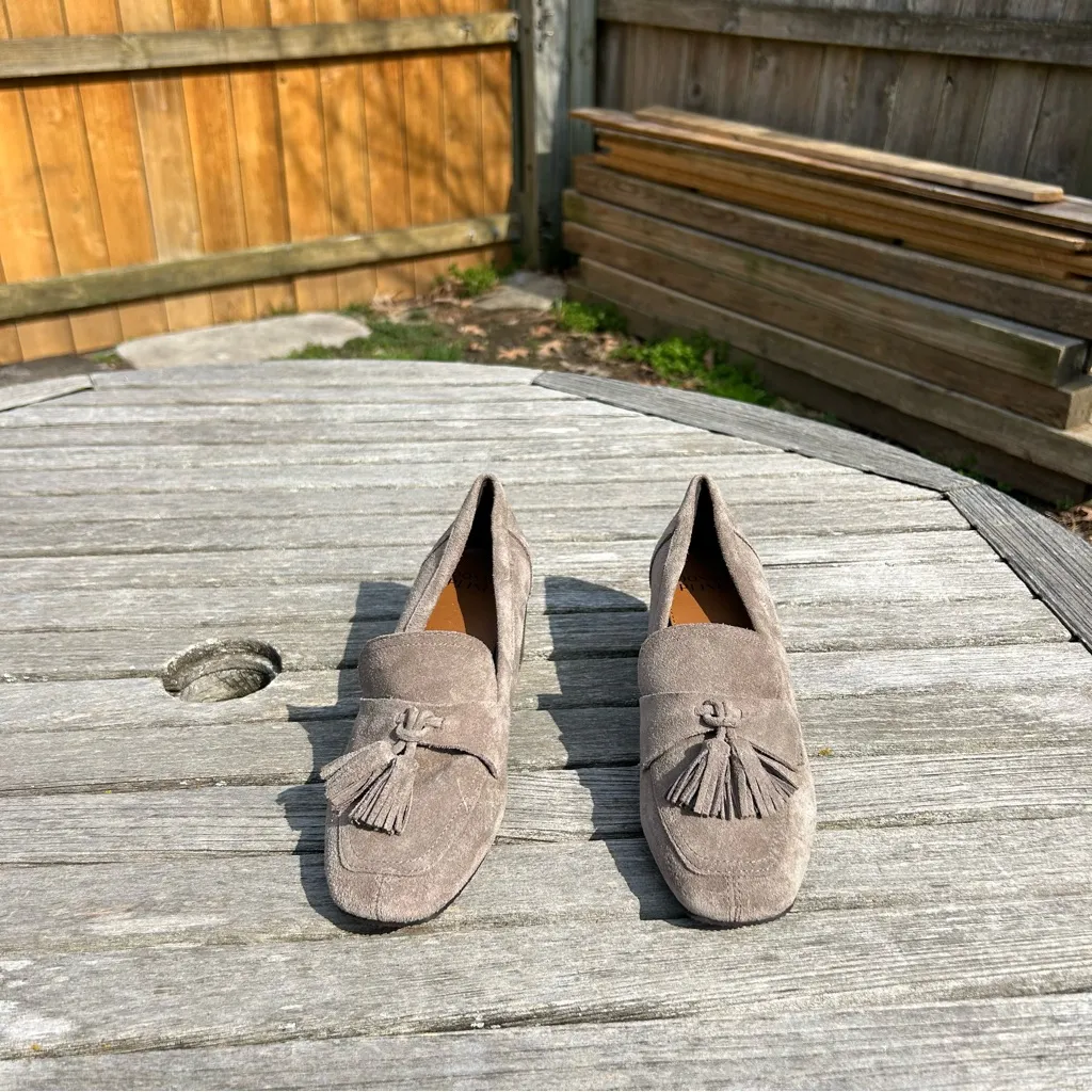 Donald Pliner Kressida‎ Loafer Pump in grey size 6 Gray - Image 4