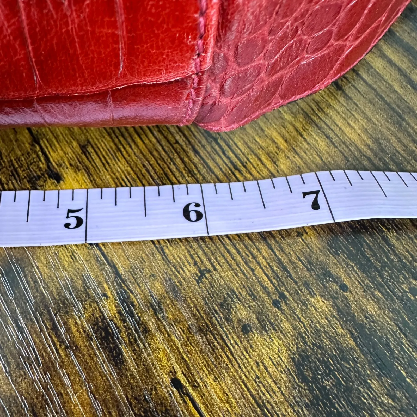 Salvatore Ferragamo Crossbody Bag Red Leather Croc Embossed Shoulder Purse - Image 6