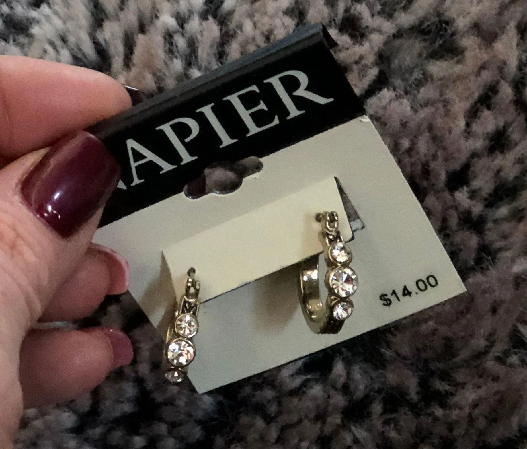 New Earrings Gold Little Hoops - Image 8