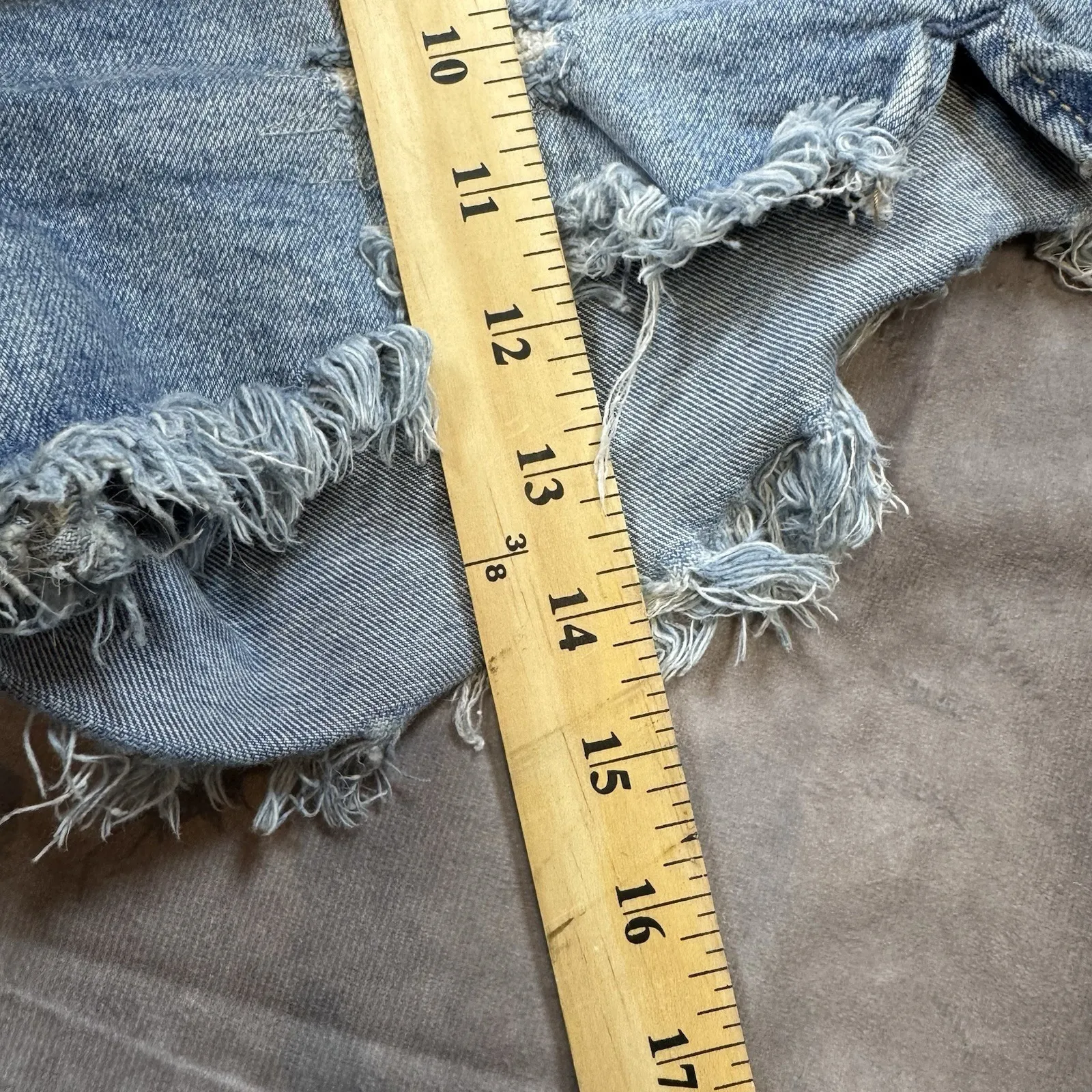 We The Free - Free People Distressed Denim Shorts Women 26 Button Fly - Image 9