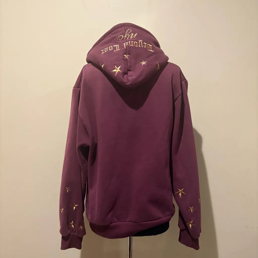 Beyond and lost NYC moon and star embroidery zip up hoodie size S Purple - Image 6