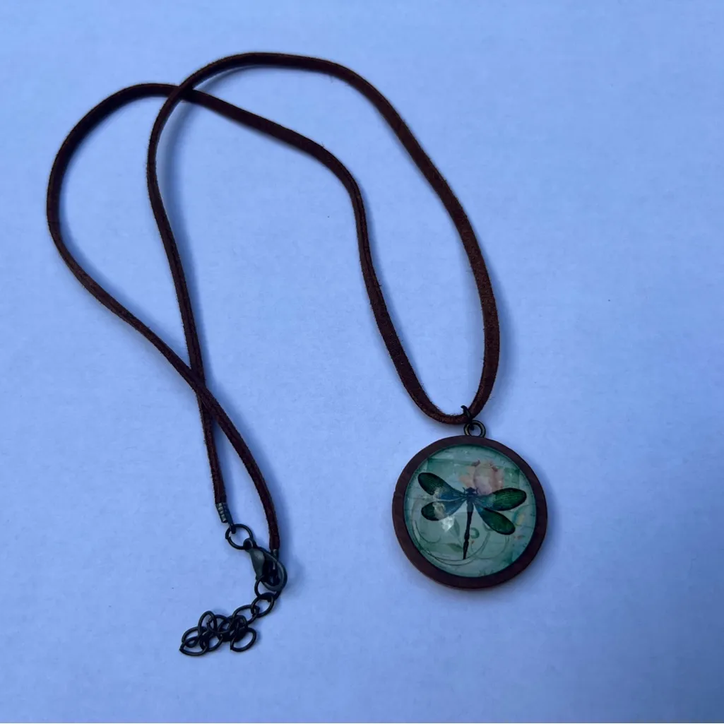 Artisan Dragonfly Glass Front Dome Earthy Cottagecore Wooden Pendant Necklace Green - Image 2