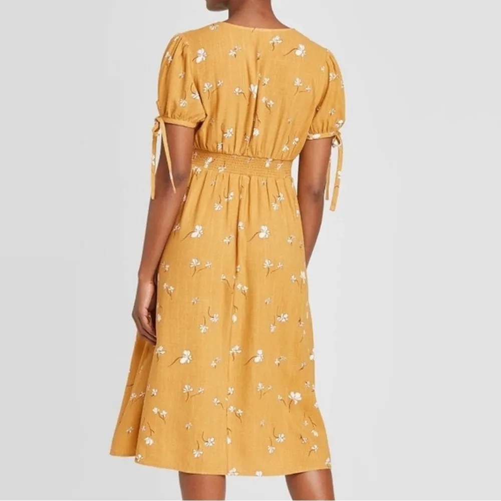 Universal Thread Yellow Gold Puff Sleeve Midi Dress - Image 2